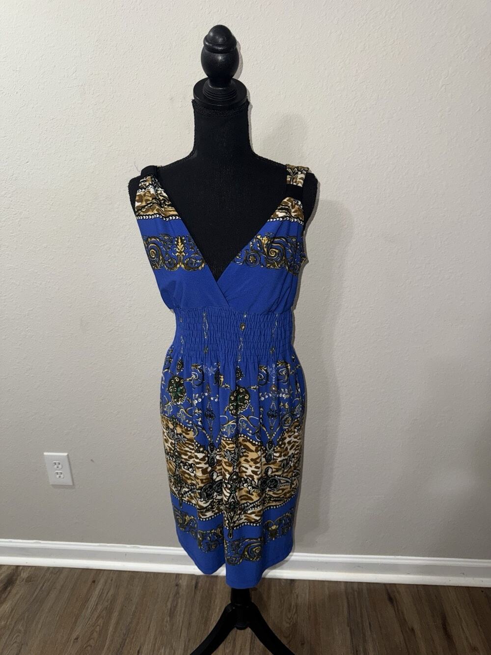 Saint Tropez West Dress Size 4 Blue Baroque Chain Animal Print Smocked V-Neck